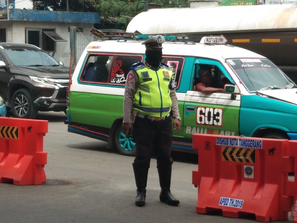 Kemacetan Parah Di Titik Simpul TL.Black Spot Batu Ceper