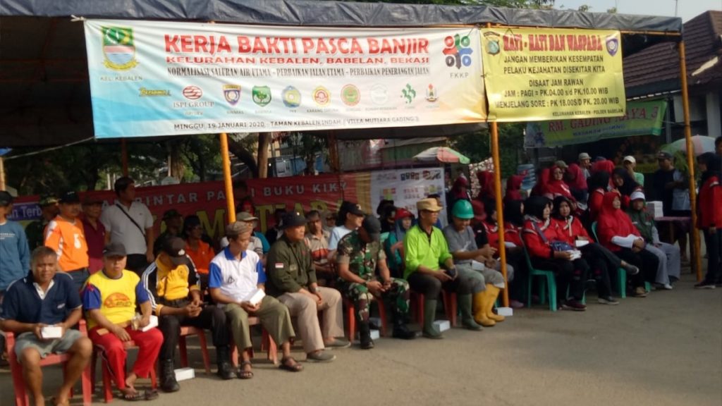 Kelurahan Kebalen  dan Forum Kerukunan Kebalen Peduli ( FKKP ) Bersinergi Dalam Giat K3 Setelah Pasca Banjir.